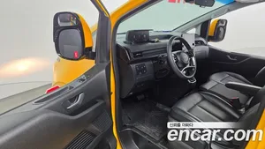Hyundai Staria, 2023 — миниатюра 13