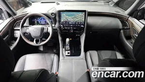 Toyota Alphard, 2025 — миниатюра 10