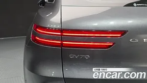 Genesis GV70, 2022 — миниатюра 9