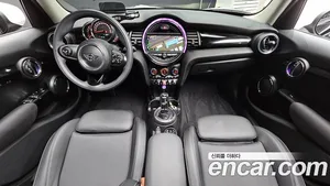 Mini Cooper, 2020 — миниатюра 10