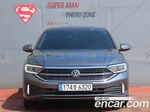 Volkswagen Jetta, 2023 — миниатюра 2