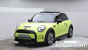 Mini Cooper, 2024 — миниатюра 1