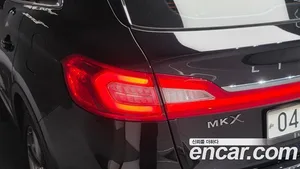 Lincoln MKX, 2017 — миниатюра 9