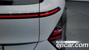 Hyundai Kona, 2023 — миниатюра 9
