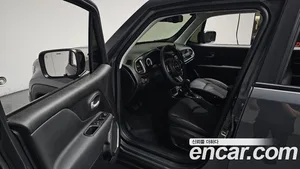 Jeep Renegade, 2023 — миниатюра 12