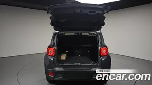 Jeep Renegade, 2023 — миниатюра 34