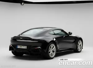 Astonmartin Vantage, 2022 — миниатюра 4