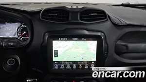 Jeep Renegade, 2023 — миниатюра 19