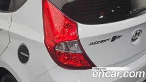 Hyundai Accent, 2013 — миниатюра 9