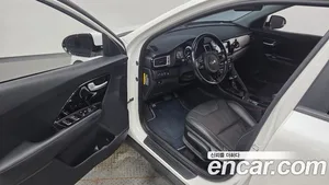 Kia Niro, 2016 — миниатюра 10
