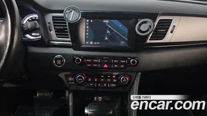 Kia Niro, 2016 — миниатюра 15