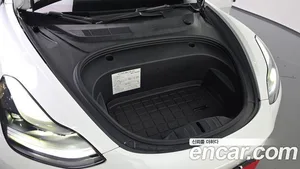 Tesla Model 3, 2022 — миниатюра 6