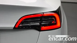 Tesla Model 3, 2022 — миниатюра 9