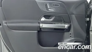 Mercedes-Benz EQB, 2025 — миниатюра 15