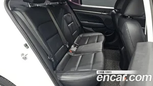 Hyundai Avante, 2015 — миниатюра 11