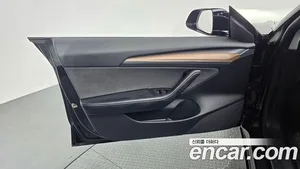 Tesla Model 3, 2022 — миниатюра 13