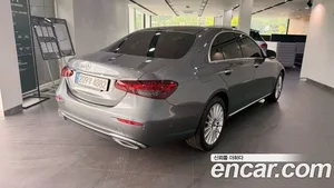 Mercedes-Benz E-Class, 2022 — миниатюра 2