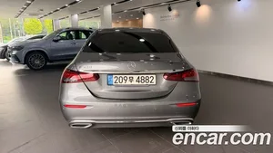 Mercedes-Benz E-Class, 2022 — миниатюра 4