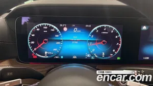 Mercedes-Benz E-Class, 2022 — миниатюра 8