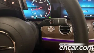 Mercedes-Benz E-Class, 2022 — миниатюра 9