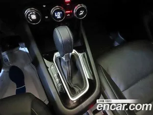 Renault Arkana, 2025 — миниатюра 12