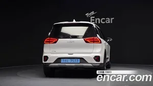 Kia Niro, 2023 — миниатюра 4