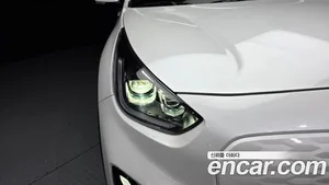Kia Niro, 2023 — миниатюра 8