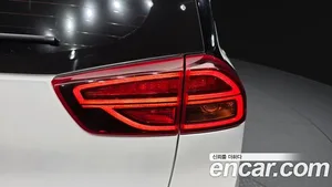 Kia Niro, 2023 — миниатюра 9