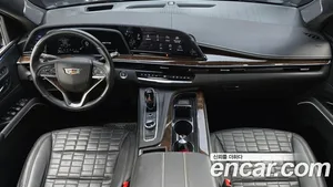 Cadillac Escalade, 2021 — миниатюра 10
