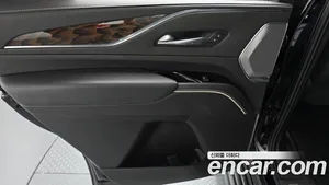 Cadillac Escalade, 2021 — миниатюра 15