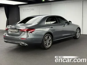 Mercedes-Benz E-Class, 2022 — миниатюра 2