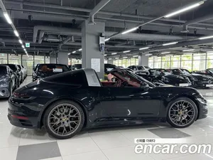 Porsche 911, 2023 — миниатюра 2