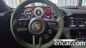 Porsche Taycan, 2025 — миниатюра 10