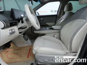 Genesis GV60, 2022 — миниатюра 6