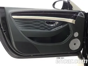 Bentley Continental, 2024 — миниатюра 7