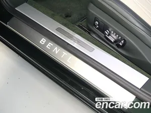 Bentley Continental, 2024 — миниатюра 8