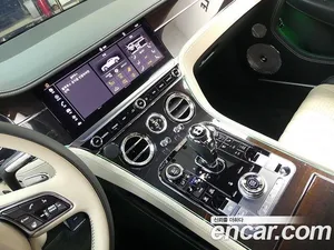 Bentley Continental, 2024 — миниатюра 10