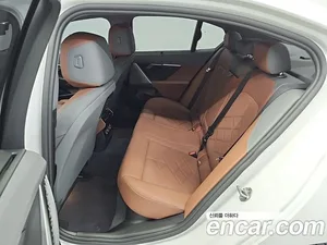 BMW 5-Series, 2025 — миниатюра 12
