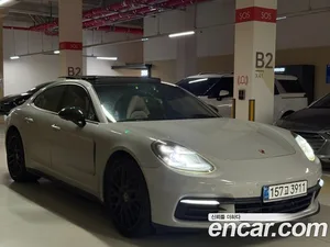 Porsche Panamera, 2017 — миниатюра 2