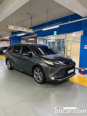 Toyota Sienna, 2025 — миниатюра 1
