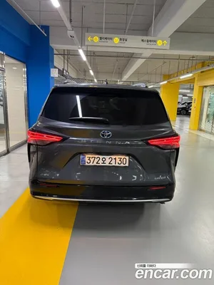Toyota Sienna, 2025 — миниатюра 4