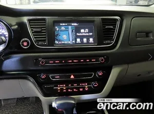 Kia Carnival, 2018 — миниатюра 12