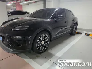 Porsche Macan, 2025 — миниатюра 2