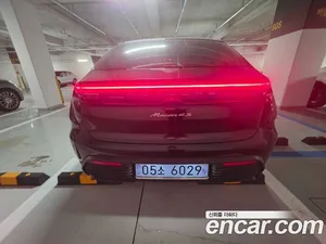 Porsche Macan, 2025 — миниатюра 14