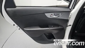 Kia K3, 2022 — миниатюра 15