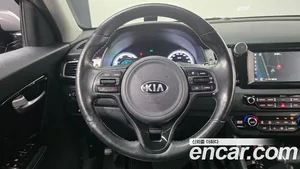 Kia Niro, 2016 — миниатюра 14
