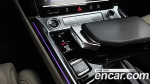 Audi e-tron, 2022 — миниатюра 11