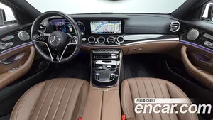 Mercedes-Benz E-Class, 2022 — миниатюра 7