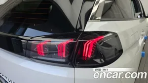 Peugeot 5008, 2022 — миниатюра 9