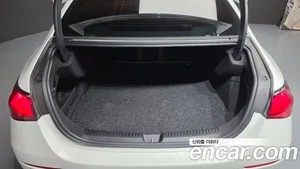 Mercedes-Benz E-Class, 2026 — миниатюра 32